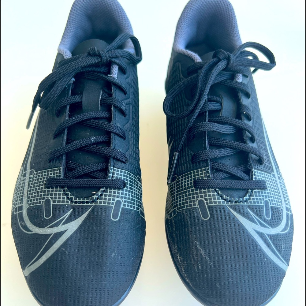 Kids Soccer Shoes